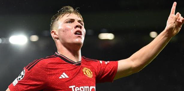 霍伊伦转会那不勒斯：费用、进程与球员表现解析