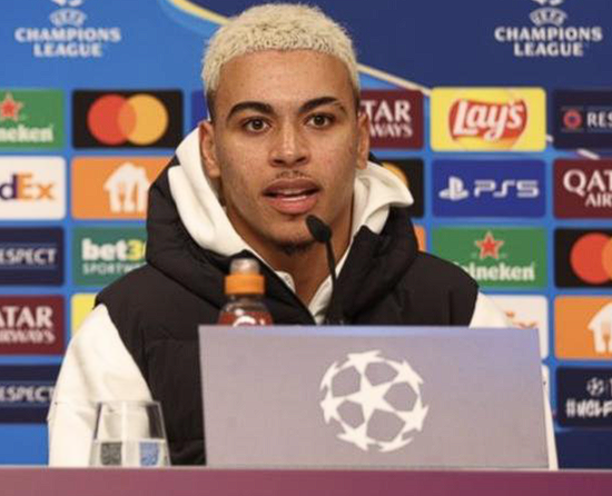 维拉中场罗杰斯：谈场上位置、世界杯期待与儿时偶像C罗